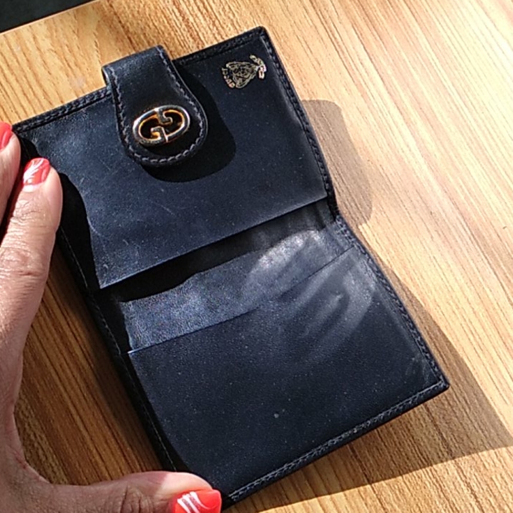 GUCCI ~WALLET - Picture 8 of 10